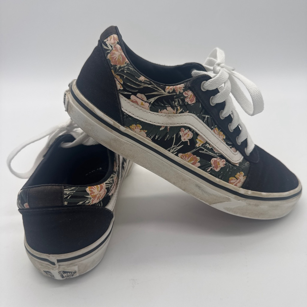 Vans Floral Black Green Sneakers Size 4 (Miss)